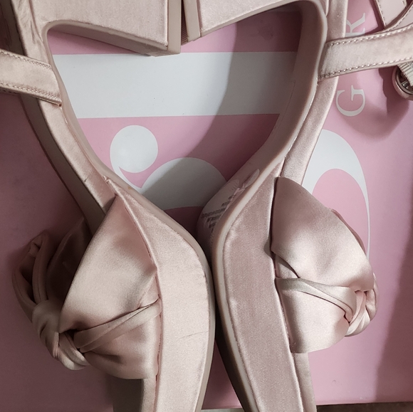 GB girls Pink Dress Shoes with Bow Detail - Picture 5 of 7